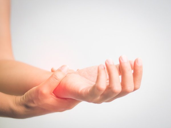 4 Things NOT to Do When You Have a Sprained Wrist